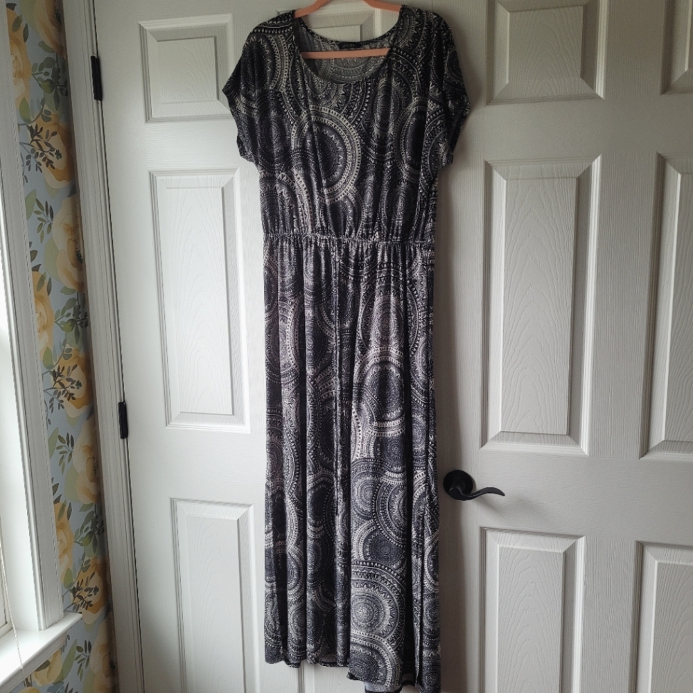 Papermoon Maxi Dress Paisley Patterned Plus Size Stitch Fix 2X